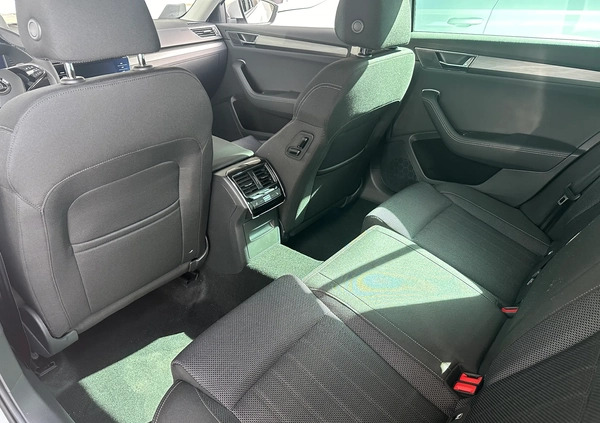Skoda Superb cena 218100 przebieg: 10, rok produkcji 2024 z Aleksandrów Łódzki małe 67